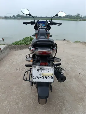 Bajaj Discover 125 2022 Black