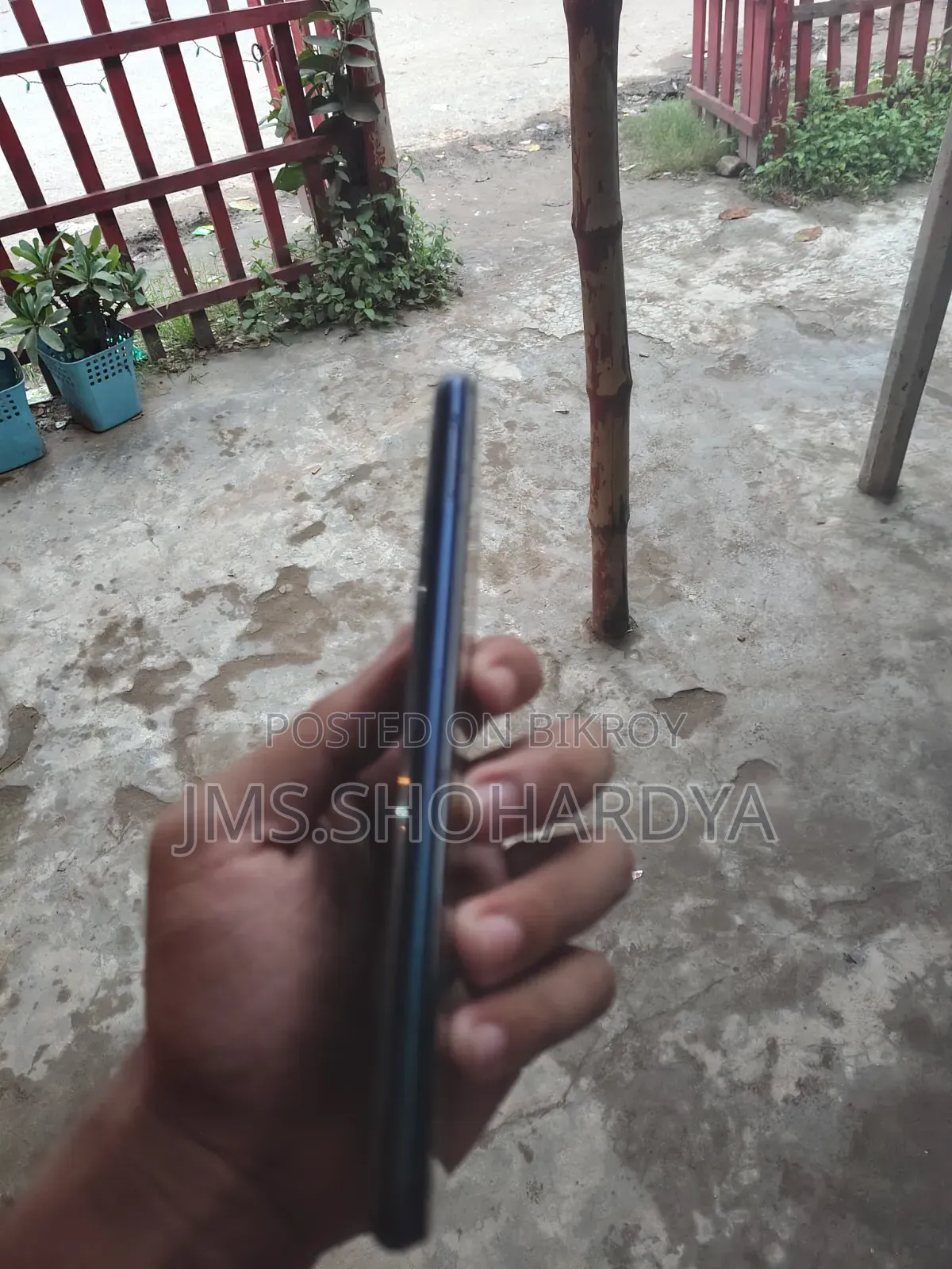 Vivo Y12 64 GB Blue