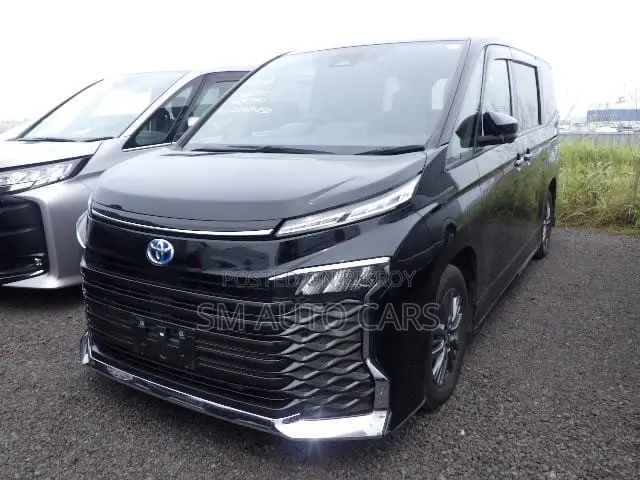 Toyota Voxy 2022 Black
