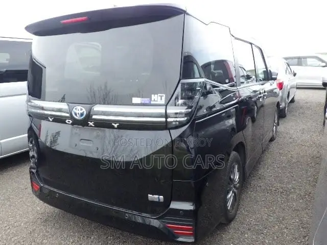 Toyota Voxy 2022 Black