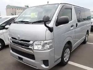 Toyota HiAce 2021 Silver