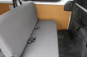 টয়োটা হাইয়েস ২০২১ সিলভার