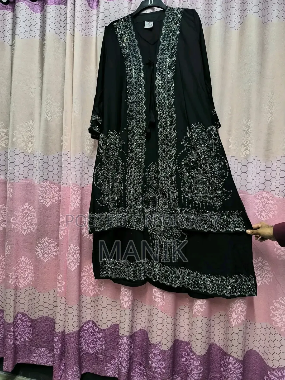 Jhilmil Burqa