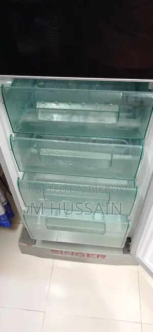 সিঙ্গার ২৩৮ লিটার ফ্রস্ট রেফ্রিজারেটর