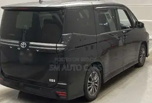 টয়োটা ভক্সি ২০২৩ ব্ল্যাক