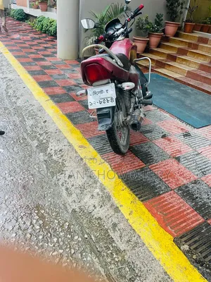 টিভিএস ২০০৮ রেড