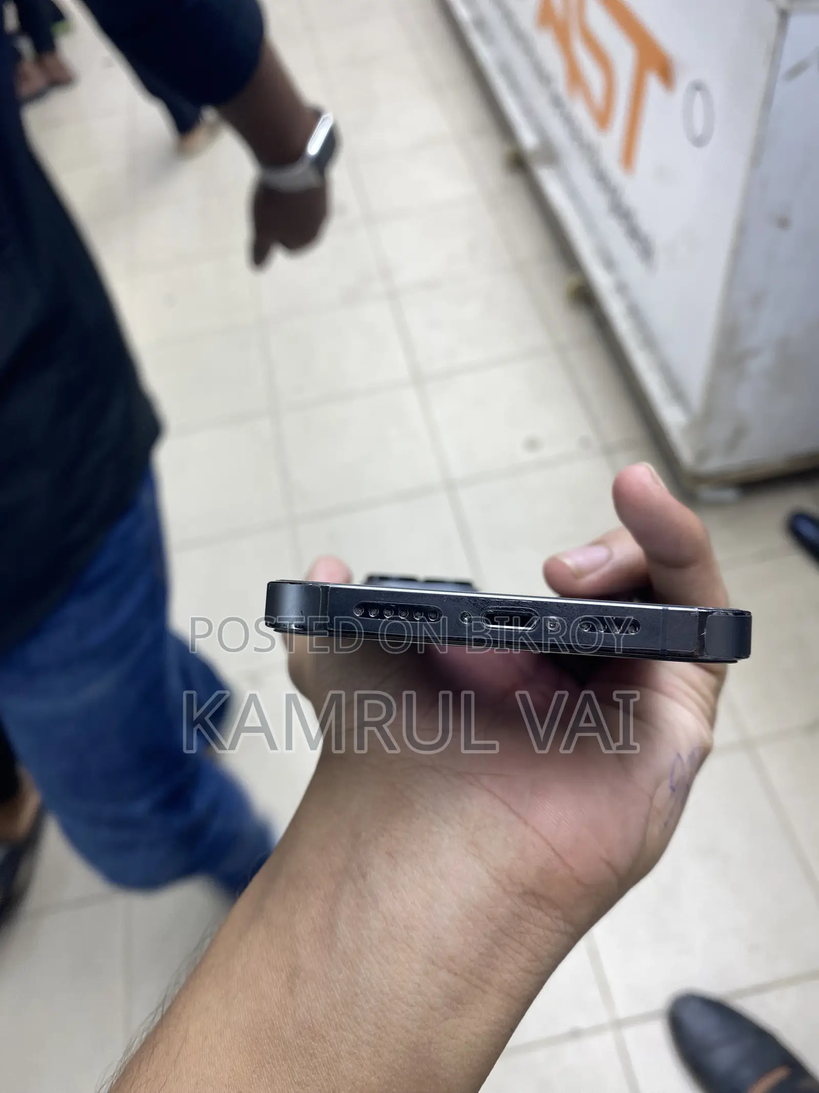 অ্যাপল আইফোন ১৩ প্রো ২৫৬ জিবি ব্ল্যাক