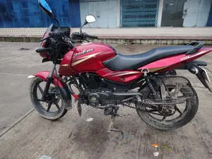 Bajaj Pulsar 150 ২০১৭ রেড