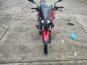 Bajaj Pulsar 150 ২০১৭ রেড
