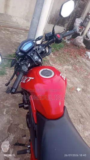 Runner Bolt 165R 2022 Red