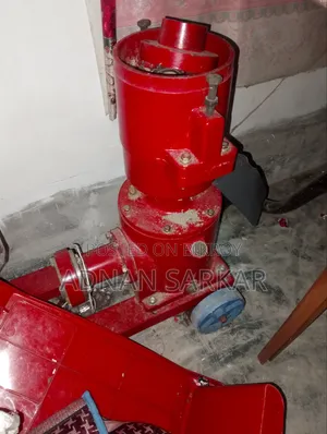দুই রোলার সিস্টেম ফিড তৈরির মেশিন।