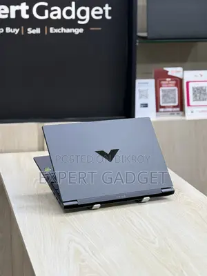 Laptop HP Victus 15 8GB AMD Ryzen 7 SSD 512GB