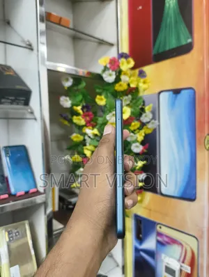 মোটর চলা মোটো ই১৩ ৬৪ জিবি