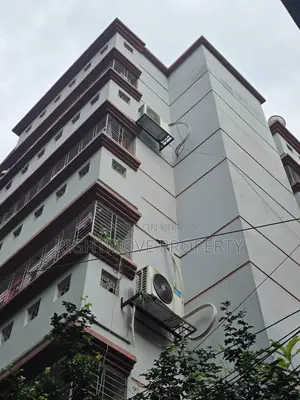 3-bedroom Apartment in Kalabagan, Dhanmondi for sale