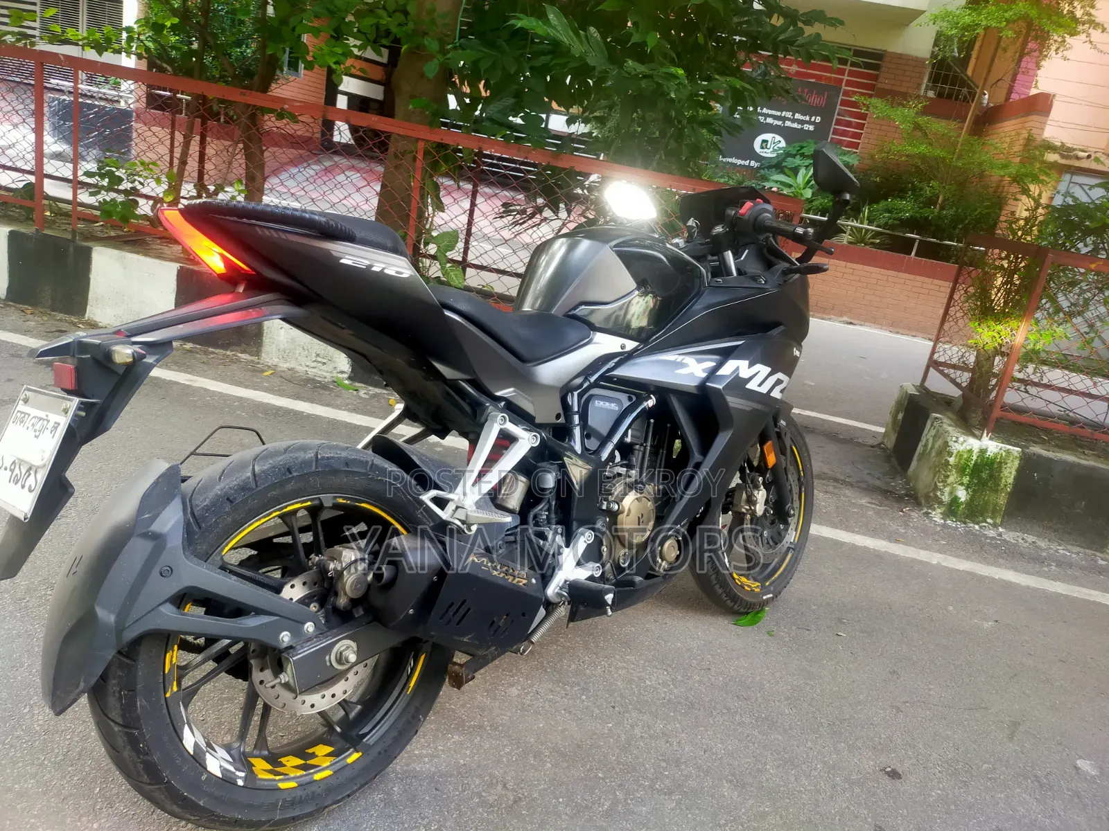Hero Karizma XMR 210 2024 Black