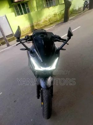 Hero Karizma XMR 210 2024 Black
