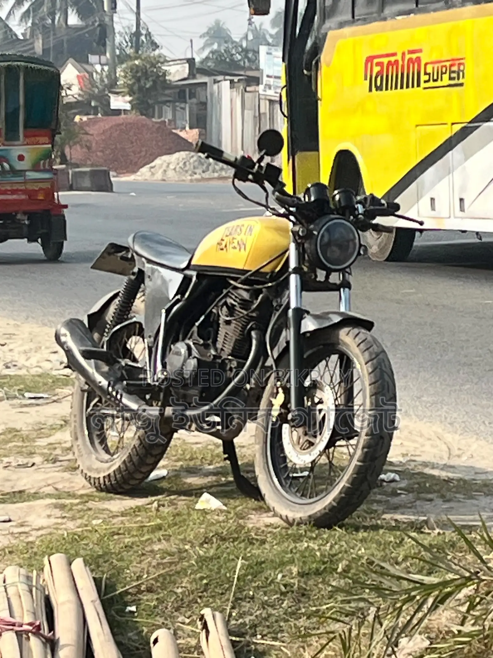 মোটরসাইকেল ২০১৮ ব্ল্যাক