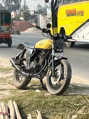 মোটরসাইকেল ২০১৮ ব্ল্যাক