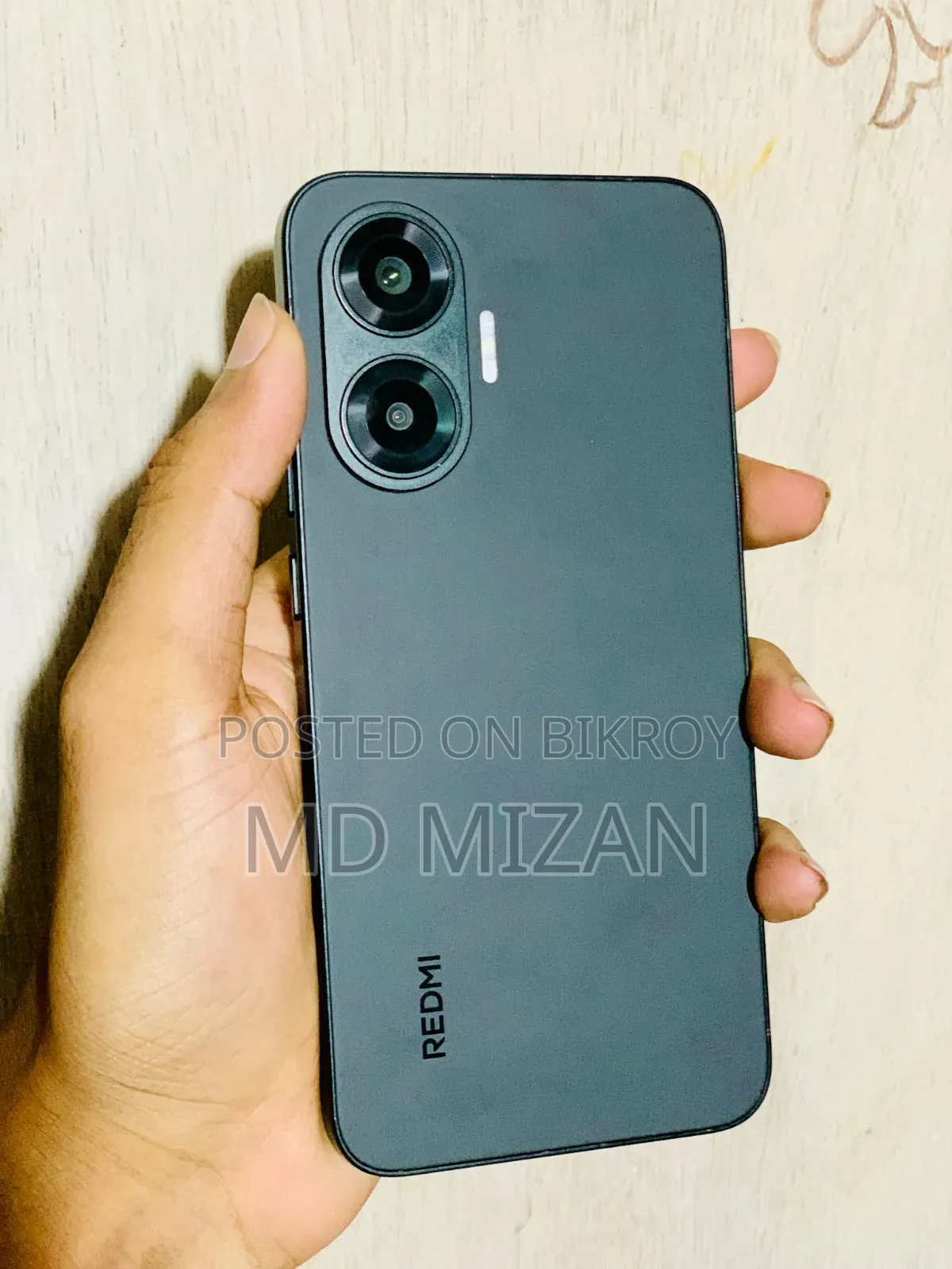 শাওমি রেডমি টার্বো ৪ প্রো ২৫৬ জিবি কালো