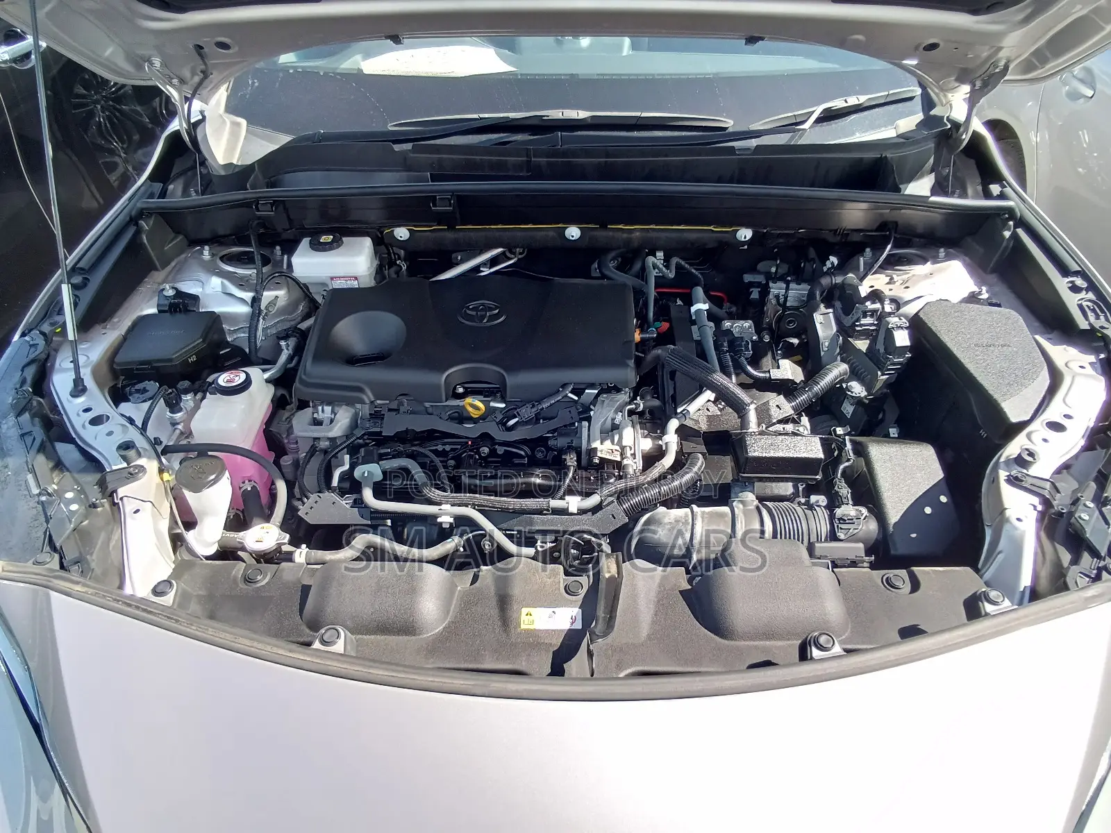 Toyota Harrier 2.5 Hybrid 2020 Beige