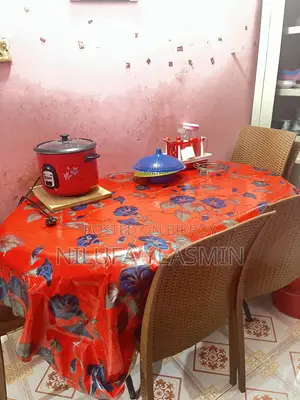 RFL 6 চেয়ারের ডাইনিং টেবিল বিক্রয় (খুবই ফ্রেশ কন্ডিশন)