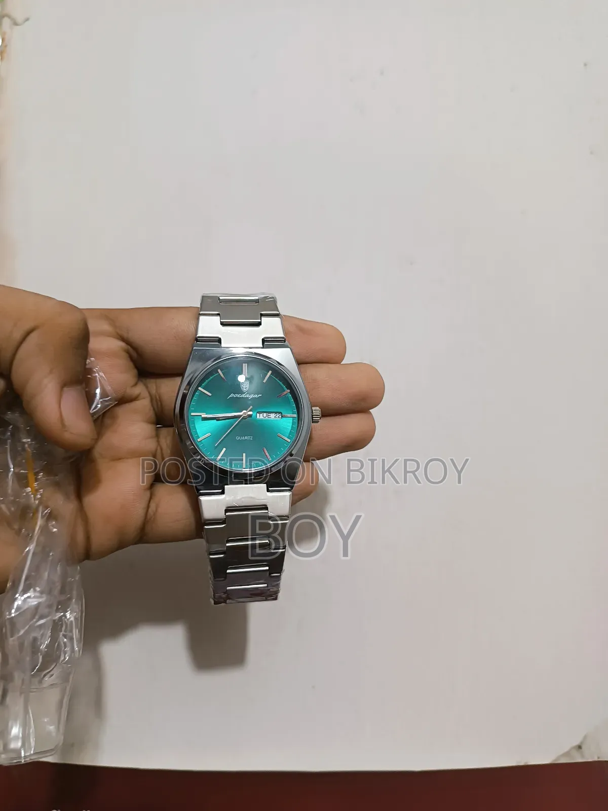 ব্র্যান্ড নিউ ওয়াচ সেল। পোয়াডগার রাউন্ড শেপ