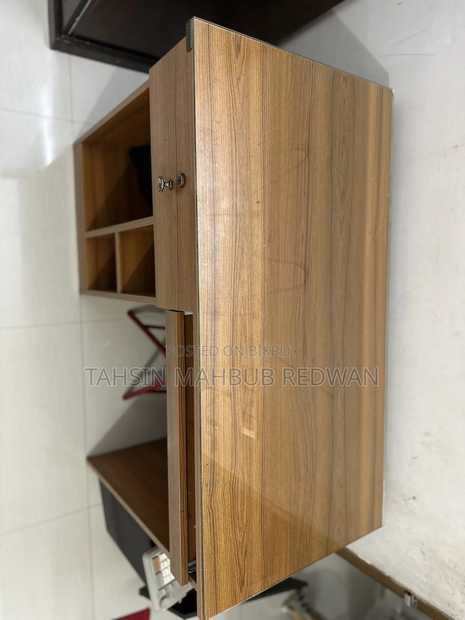 পিসি টেবিল বিক্রি হবে