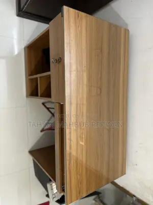 পিসি টেবিল বিক্রি হবে
