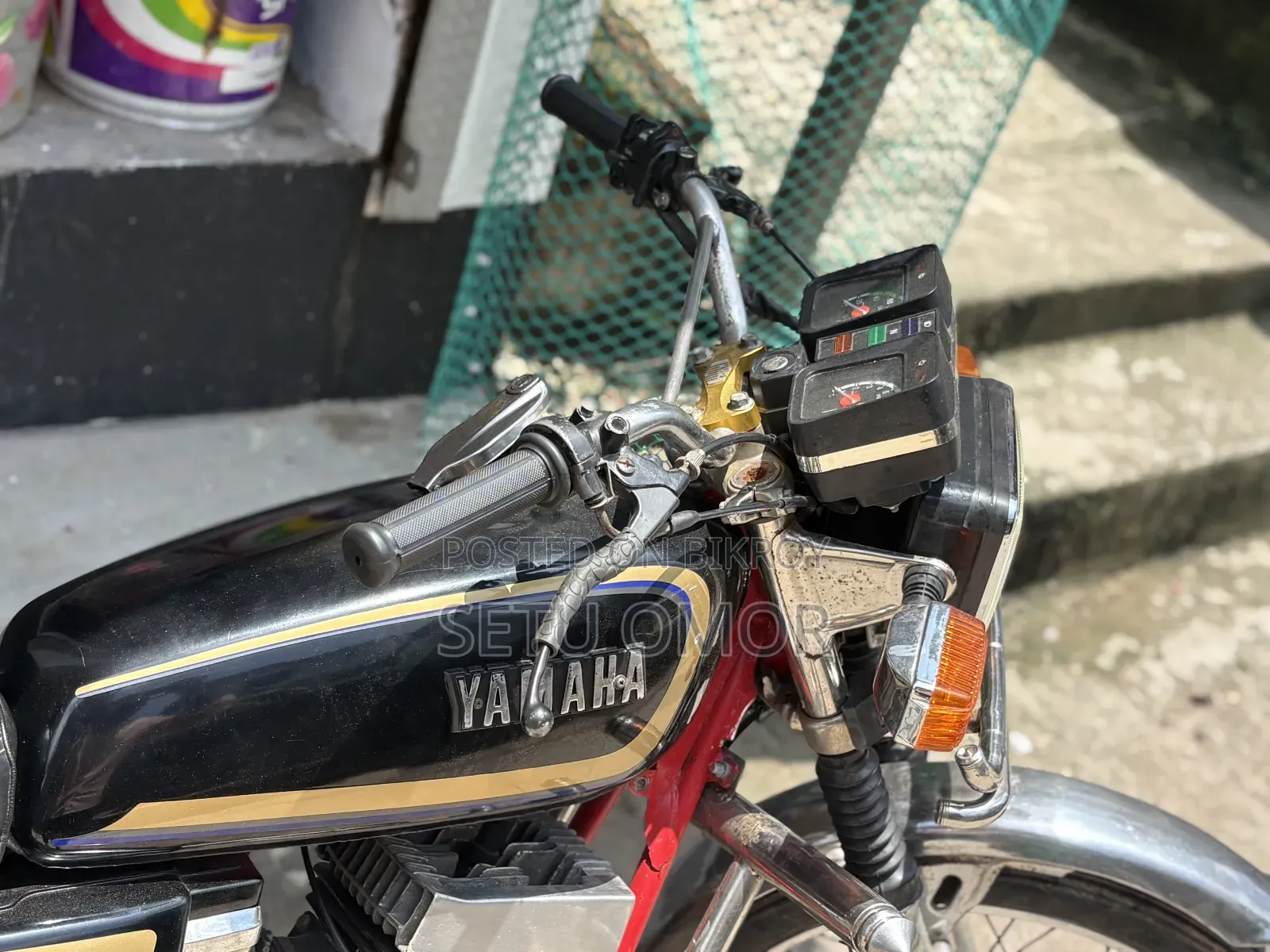 Yamaha 1998 Black