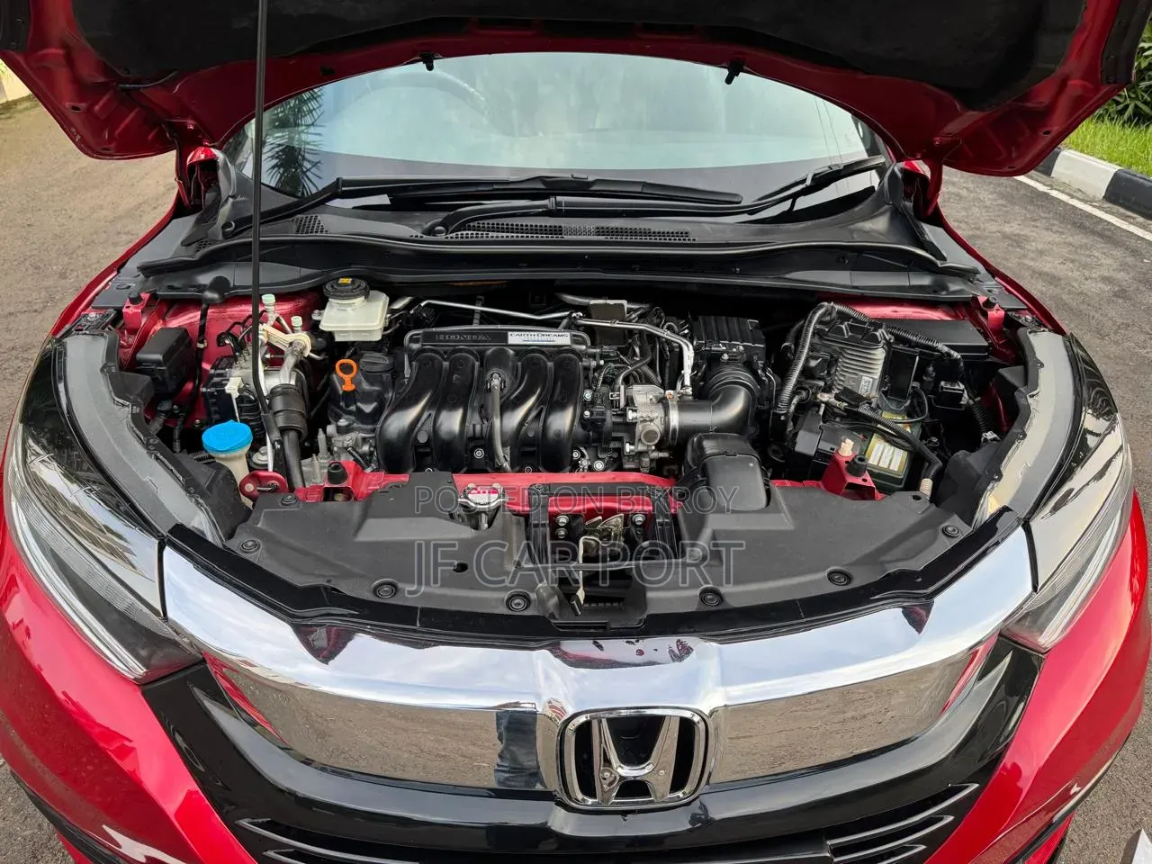 Honda Vezel 2018 Red