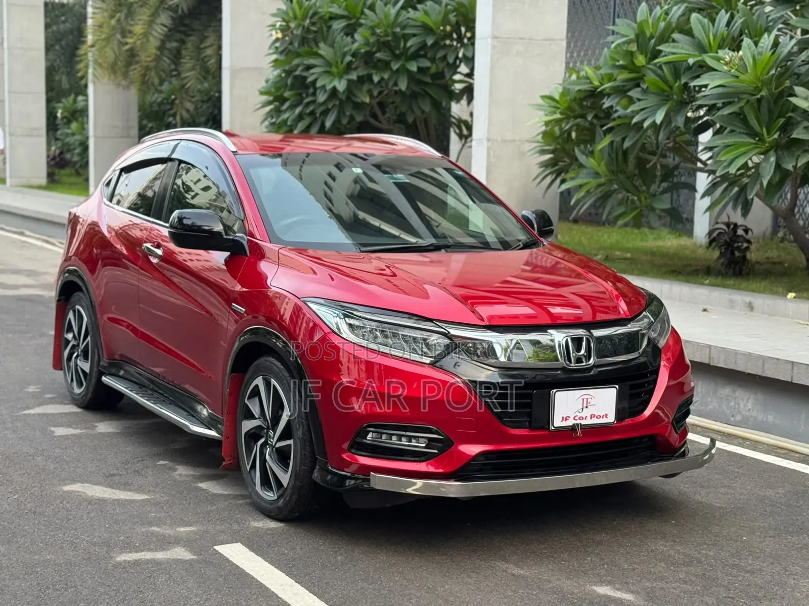 Honda Vezel 2018 Red