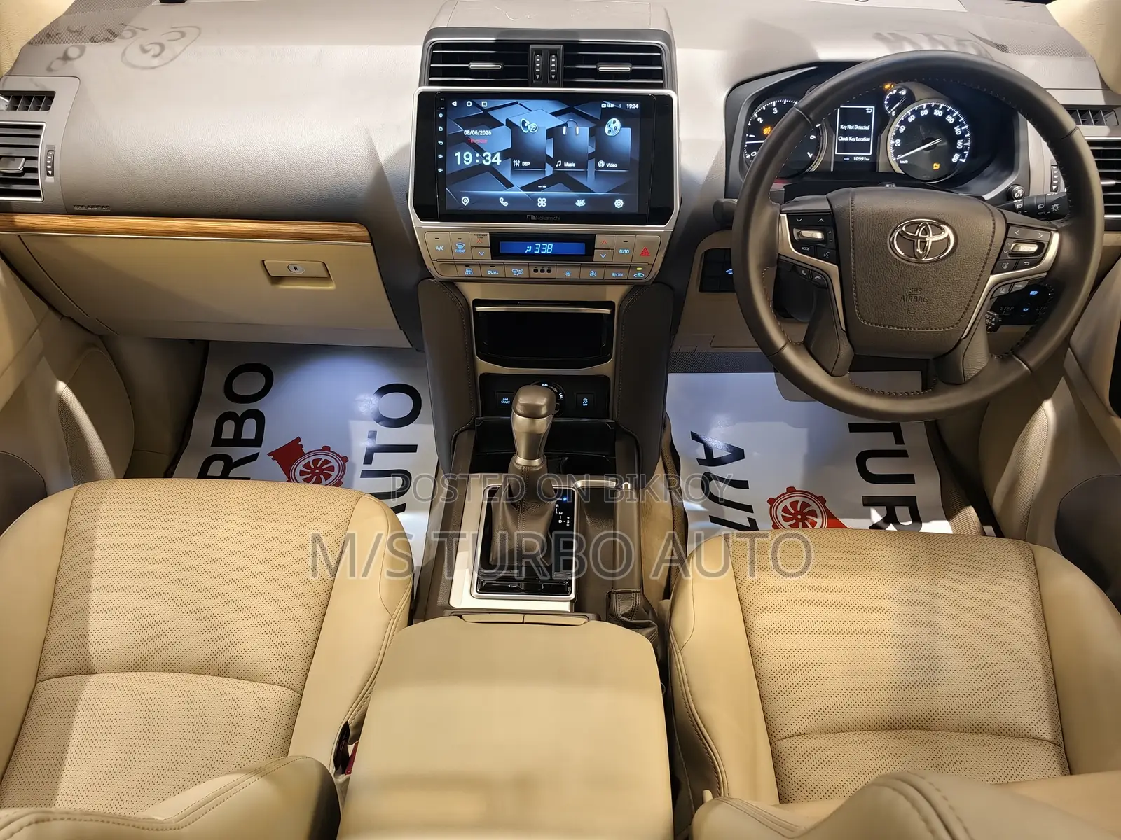 Toyota Land Cruiser Prado 2022 Black