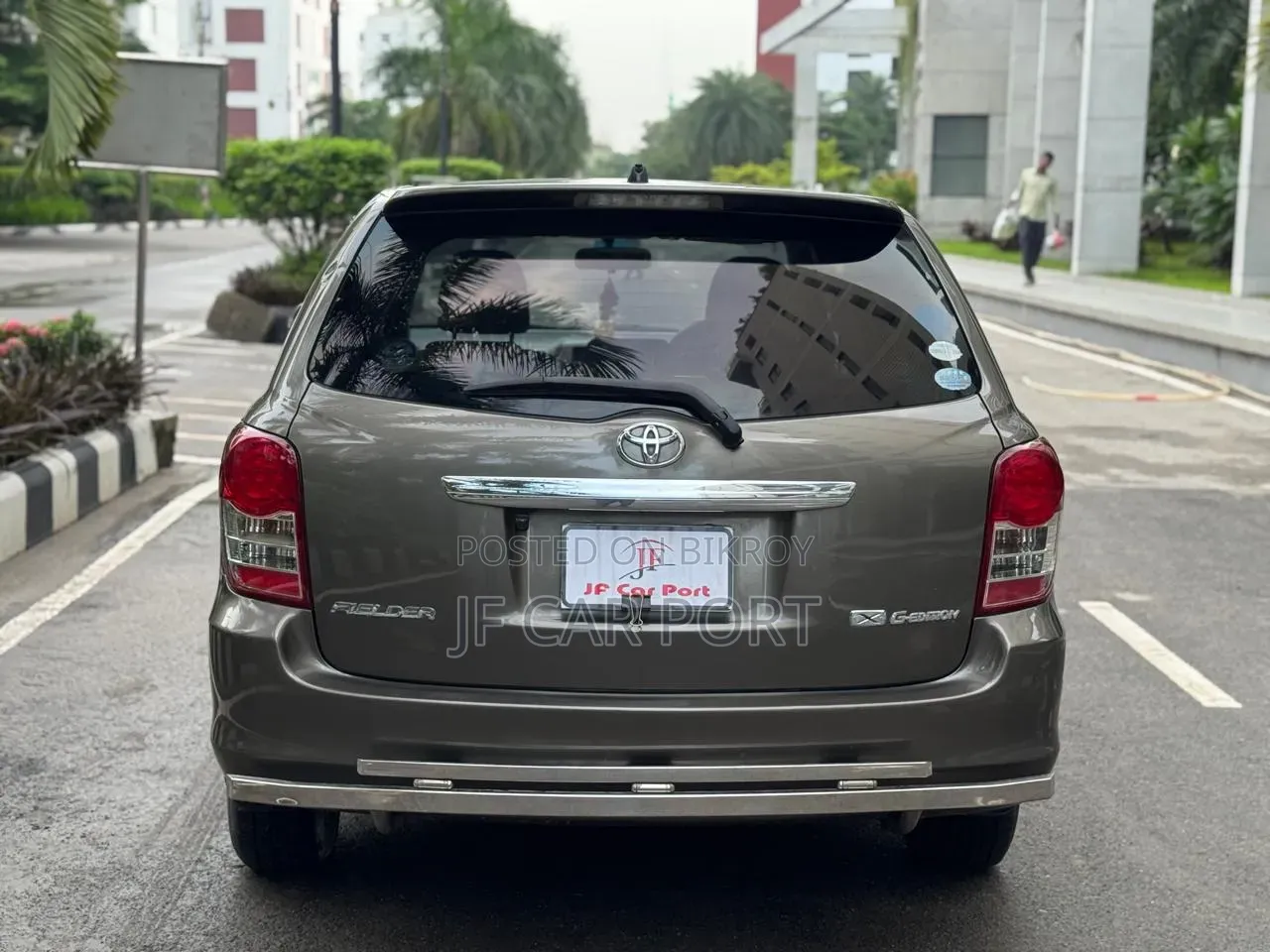 Toyota Axio 2010 Gray