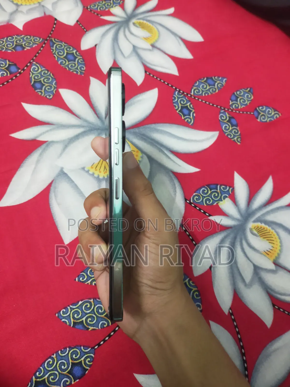 টেকনো ক্যামন ২০ প্রিমিয়ার ৫জি ৫১২ জিবি সাদা