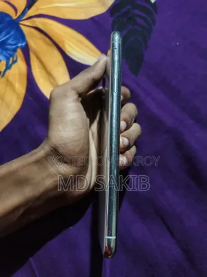 ইএল ৬৪ জিবি সাদা