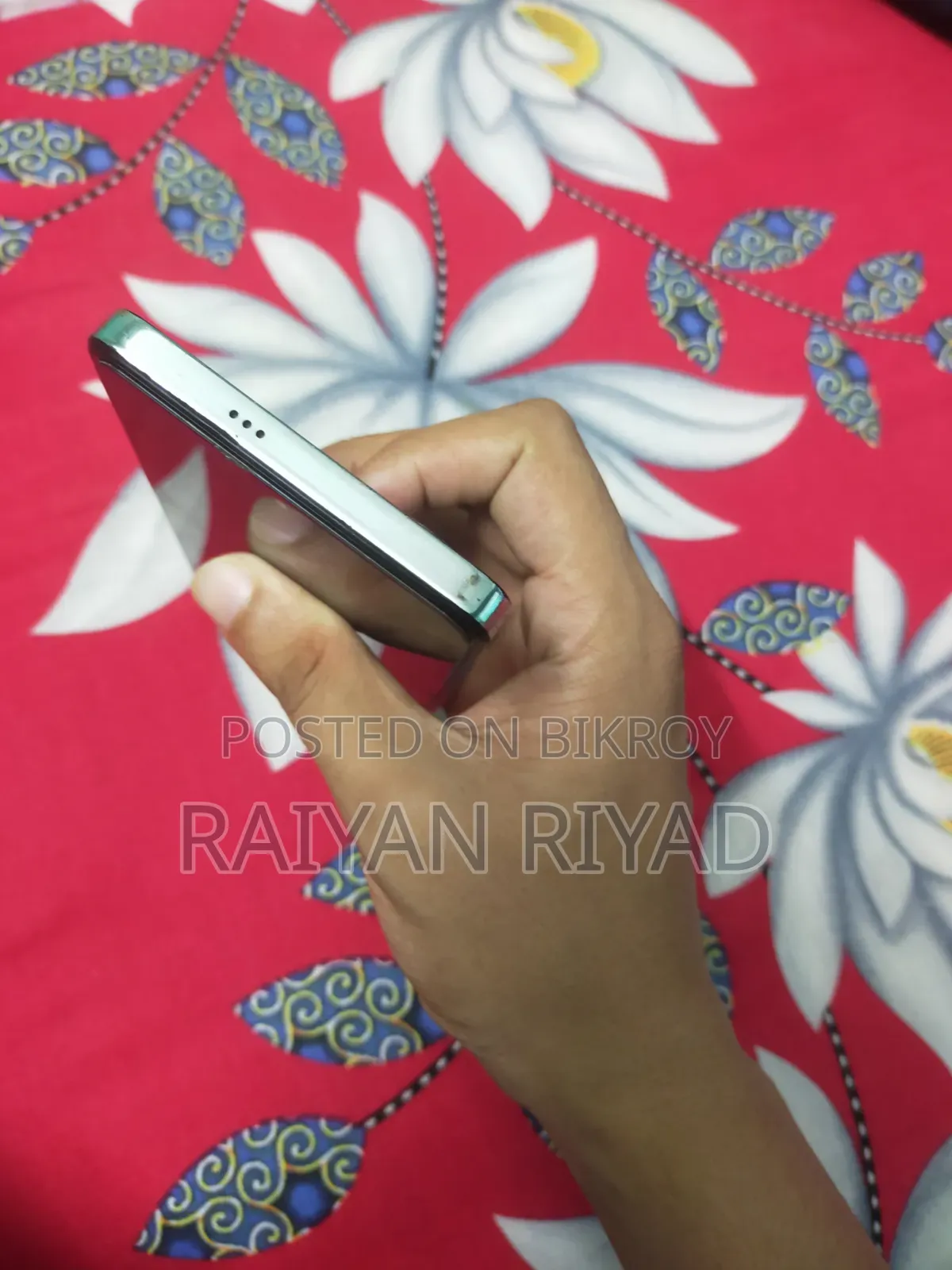 টেকনো ক্যামন ২০ প্রিমিয়ার ৫জি ৫১২ জিবি সাদা