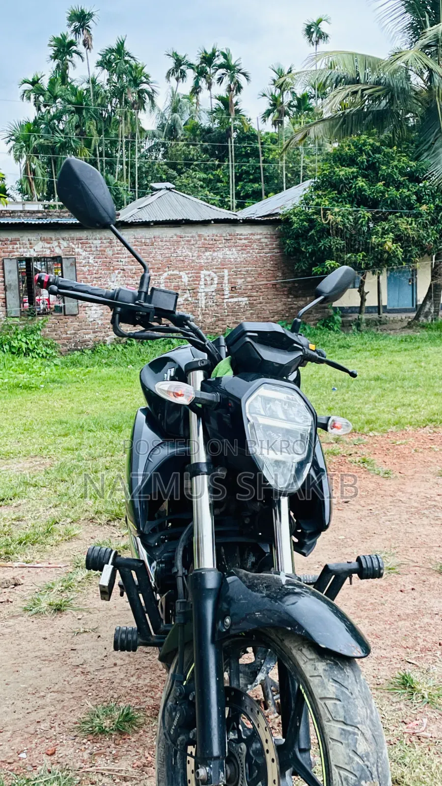 সুজুকি জিক্সার ২০২৩ ব্ল্যাক