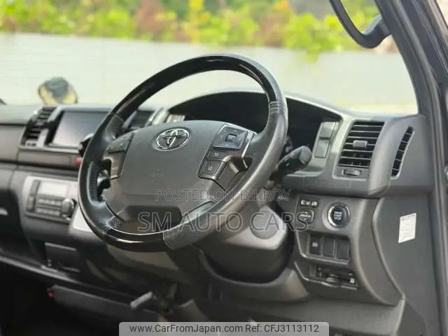 Toyota HiAce 2021 Black