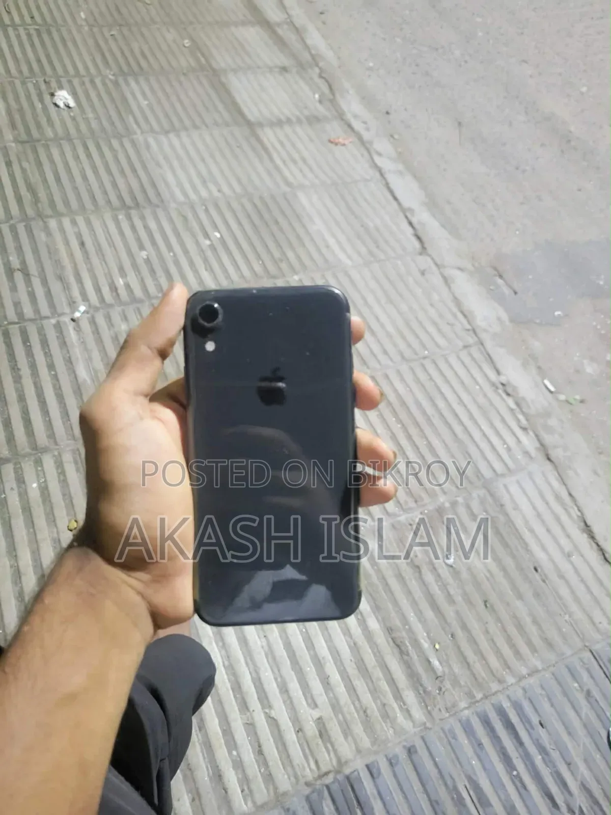 Apple iPhone XR 64 GB Black