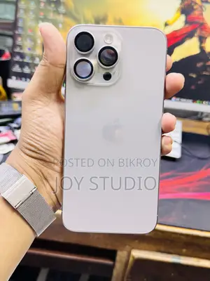 অ্যাপল আইফোন ১৫ প্রো ম্যাক্স ২৫৬ জিবি সিলভার