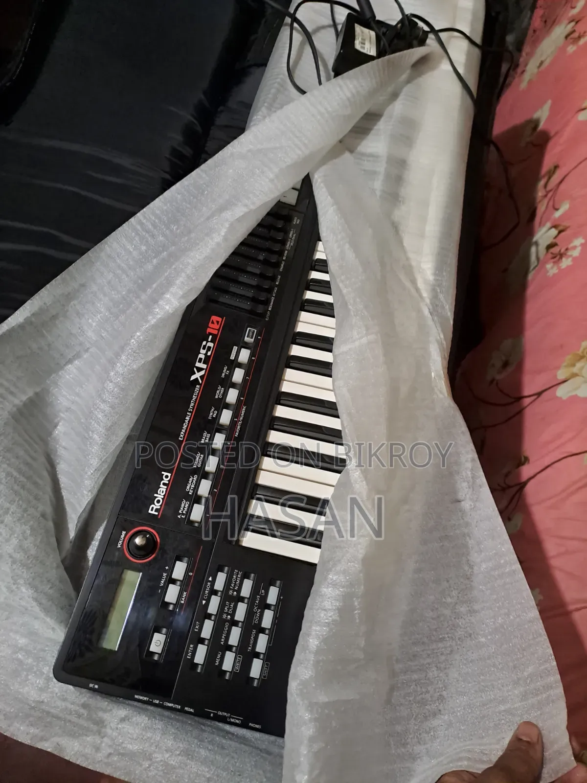 Roland XPS 10 Keyboard/Piano New