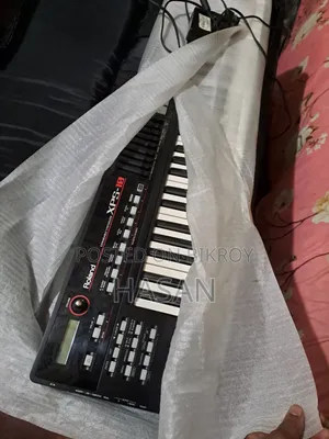 Roland XPS 10 Keyboard/Piano New