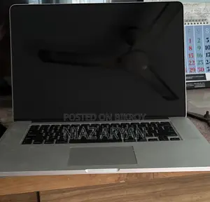 Laptop Apple MacBook Pro 2015 8GB Intel Core i7 SSD 128GB