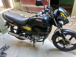 Walton Cruize 2019 Black
