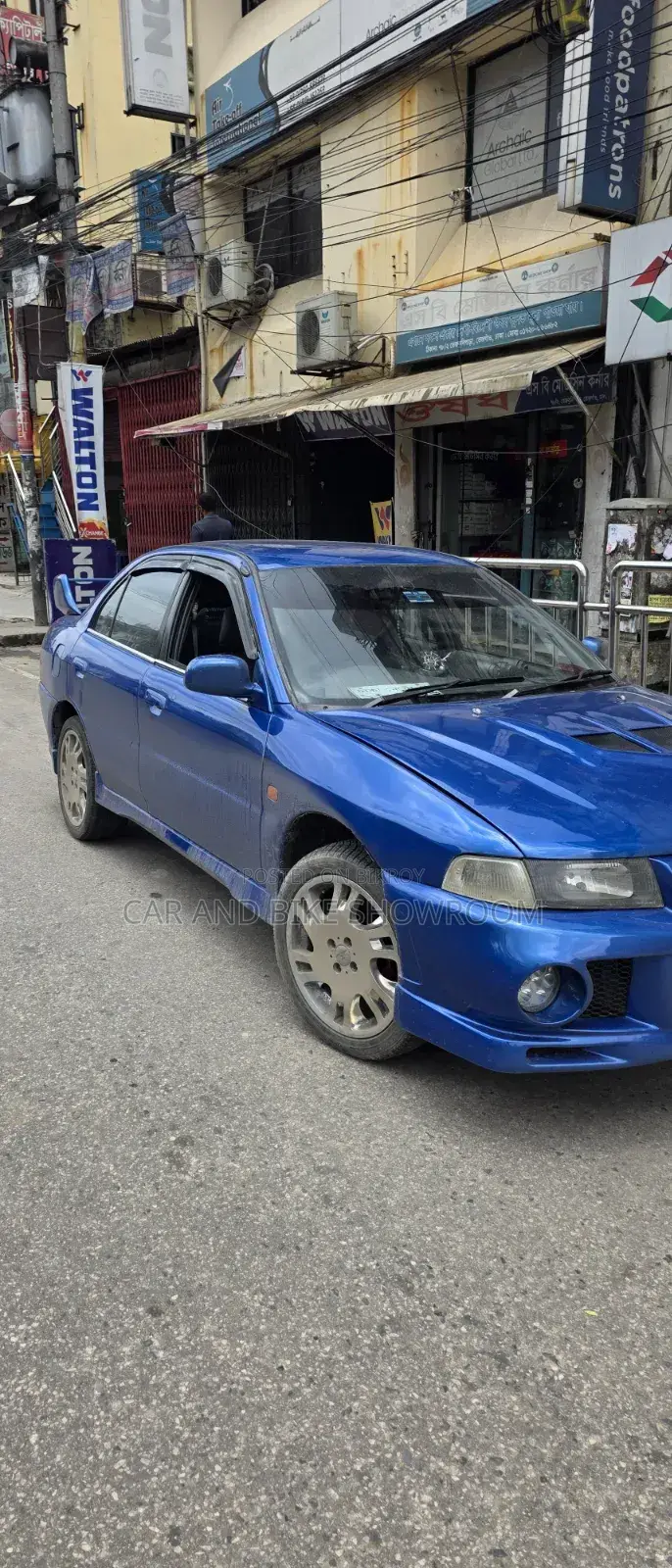 Mitsubishi Lancer 2002 Blue