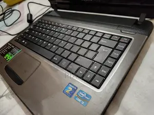 Laptop Gigabyte 4GB Intel Core i3 HDD 500GB