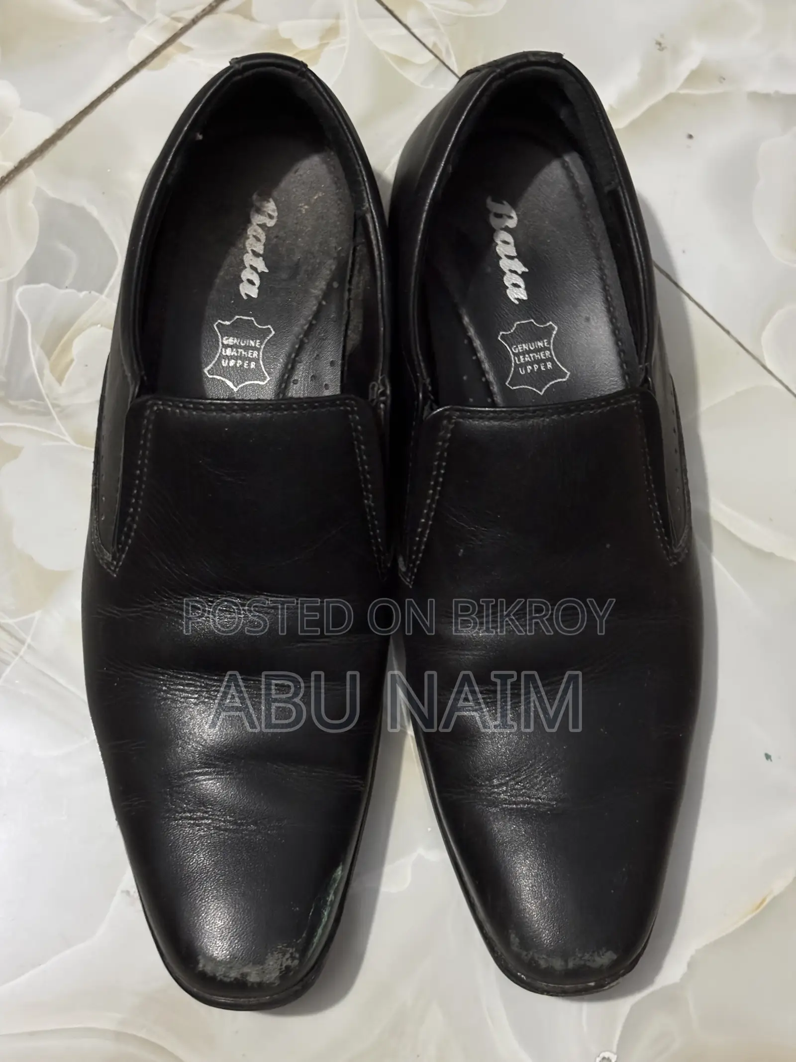 Black Shoe