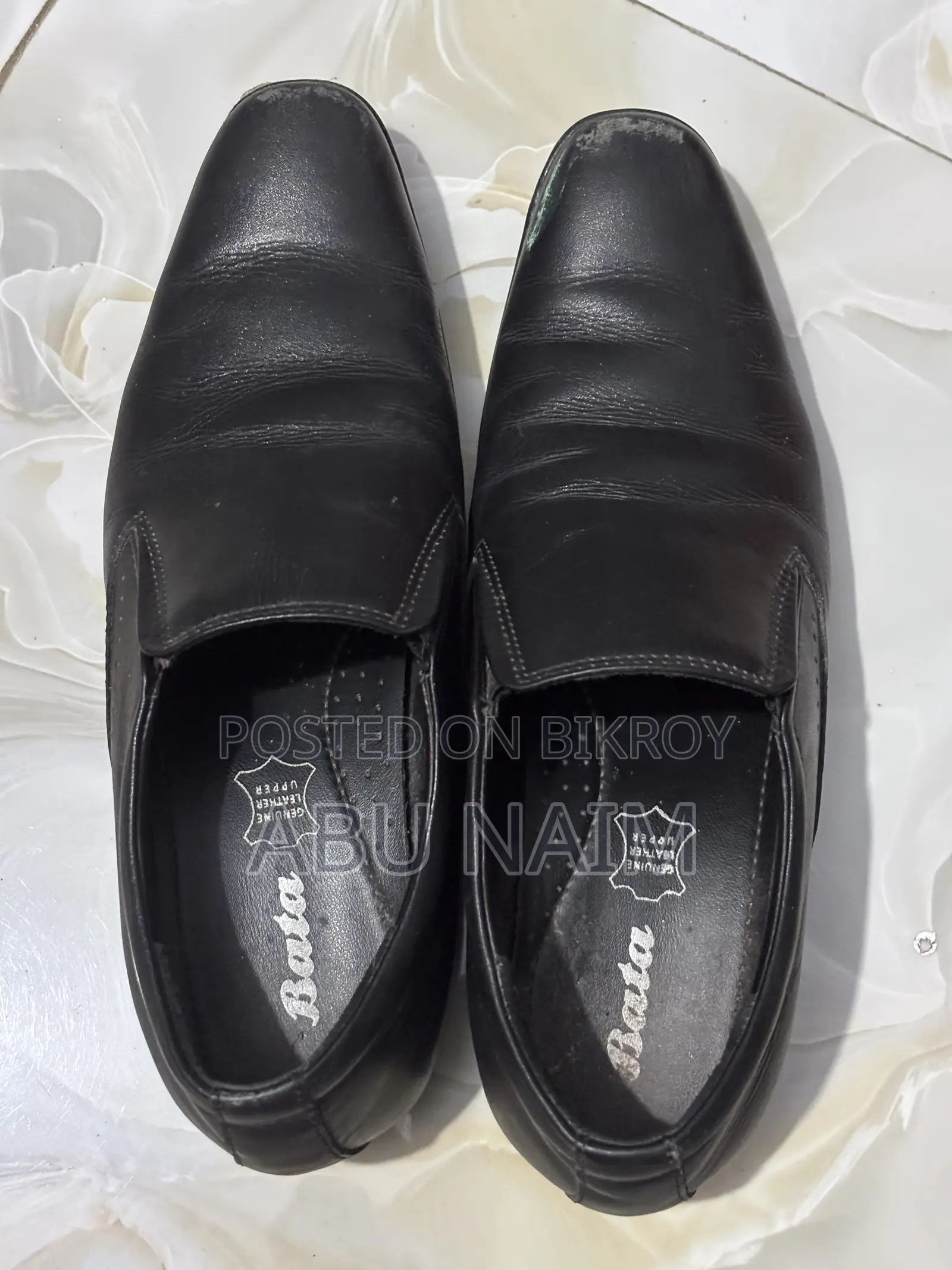 Black Shoe