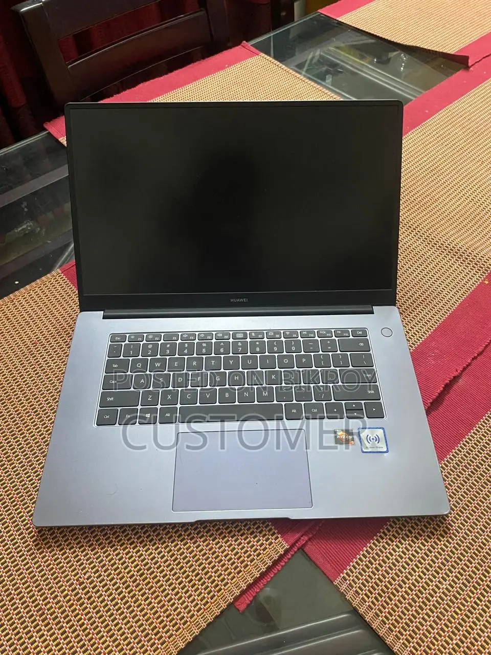 Laptop Huawei Matebook D 15 8GB AMD Ryzen 5 HDD 1T