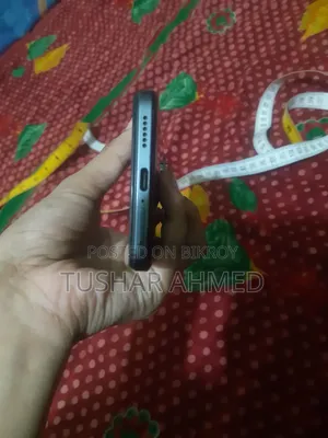 Redmi 128 GB Red